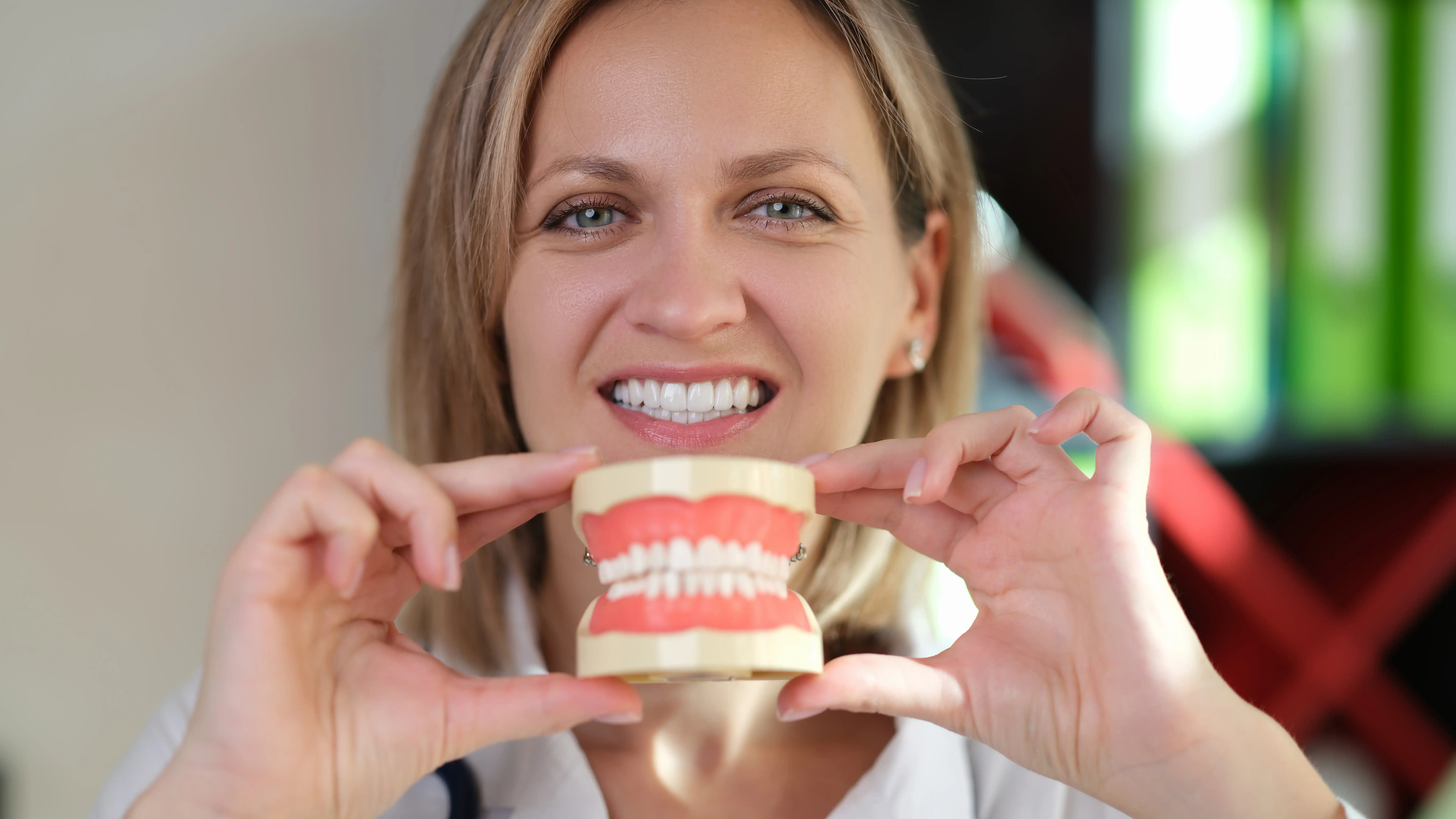 Best Type of Dentures